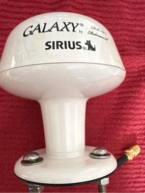 Galaxy By Harvic Sirius White Antenna - Sirius Satellite Radio Accessory